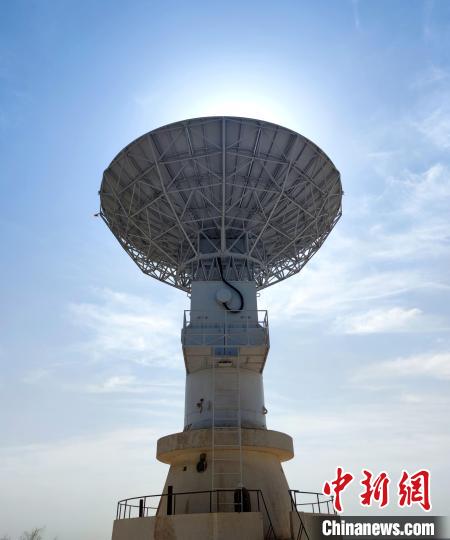 中國電科研制的測控系統(tǒng)?！≈袊娍?供圖