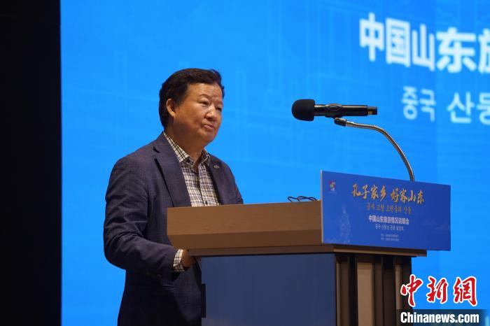 韓國一般旅游業(yè)協(xié)會副會長白承弻致辭?！⑿?攝