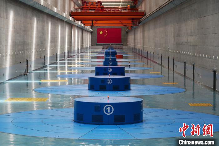 三峽左岸電廠?！￡愋?攝