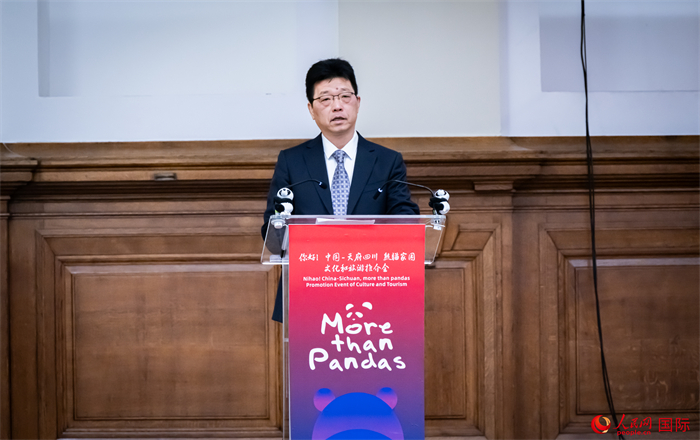中國駐英國大使館公使趙飛致辭。人民網(wǎng) 郭錦標攝