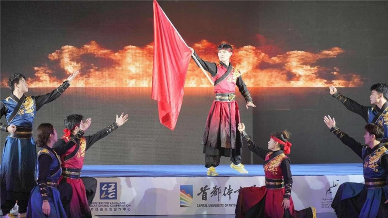 圖為“華夏風(fēng) 功夫情”演出場(chǎng)景，中國(guó)駐阿聯(lián)酋大使館供圖