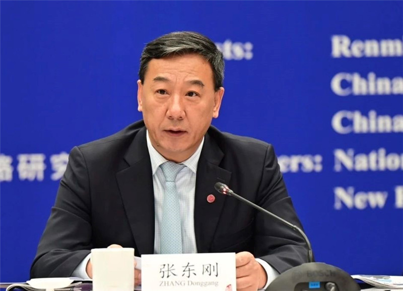 中國人民大學黨委書記、國家發(fā)展與戰(zhàn)略研究院理事長張東剛作論壇開幕致辭。主辦方供圖