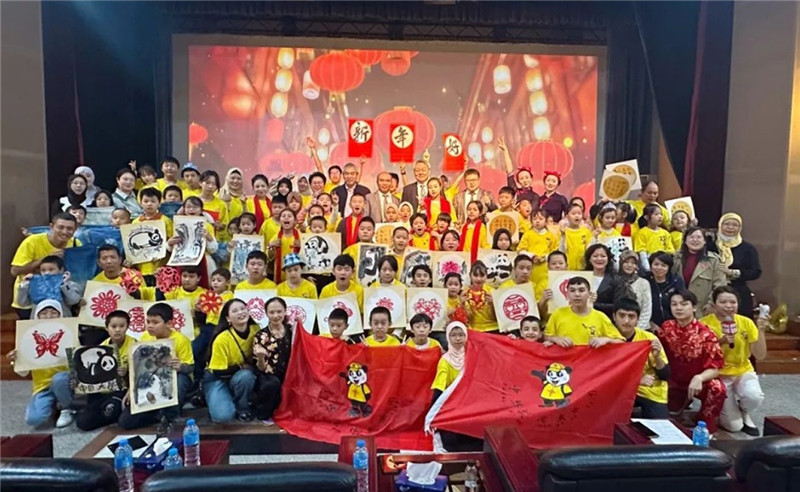 圖為2023“中華文化大樂園—埃及開羅營”閉幕式活動現(xiàn)場。主辦方供圖