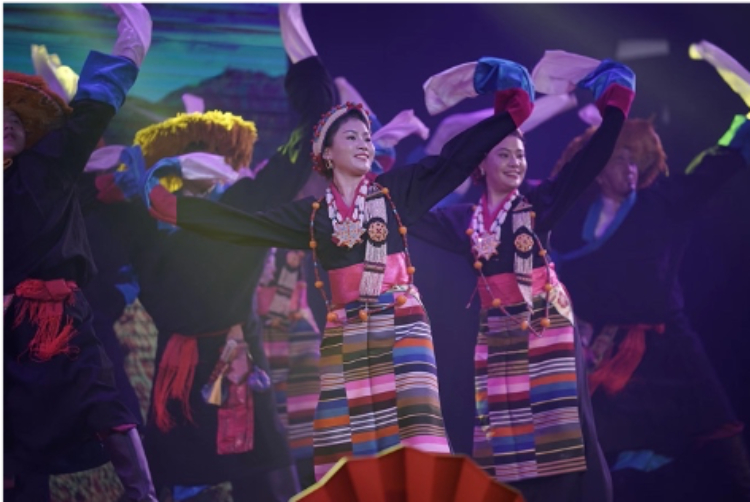 圖為2024“歡樂春節(jié)”中泰互致新春賀辭活動現(xiàn)場。 中國駐泰國大使館文化處供圖