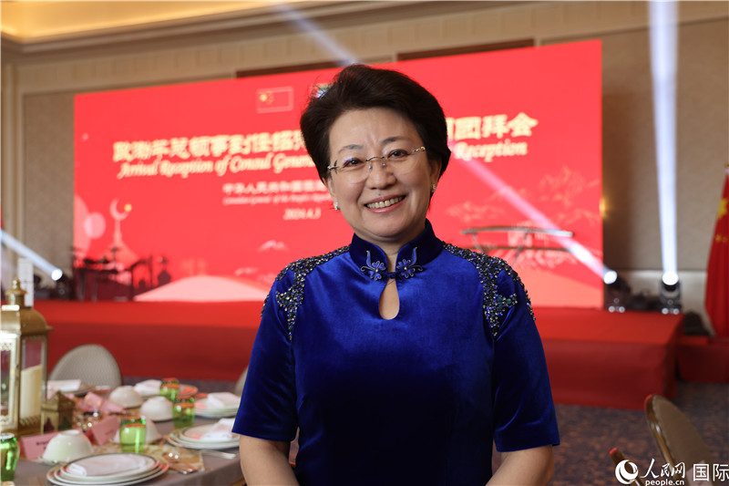 中國駐迪拜第十一任總領事歐渤芊。人民網(wǎng) 閆夢攝