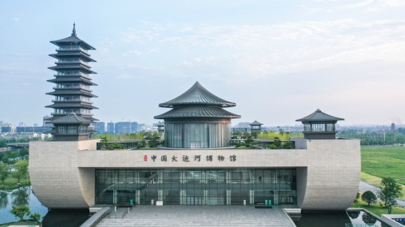  運河畔的揚州中國大運河博物館。 齊立廣攝