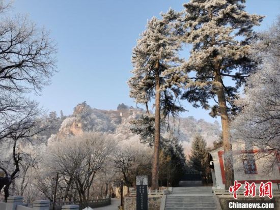 圖為崆峒山冬日美景。(資料圖) 徐振華 攝