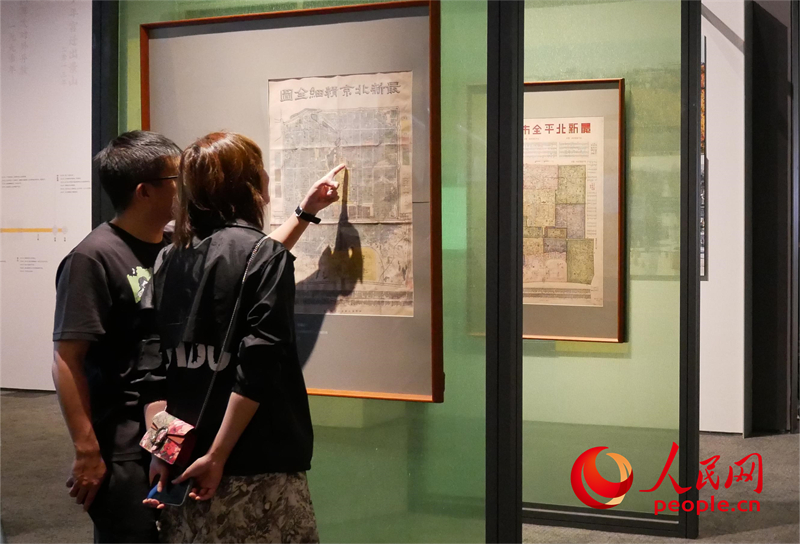 國(guó)際博物館日來(lái)臨之際，觀眾在首都博物館參觀。人民網(wǎng)記者 韋衍行攝