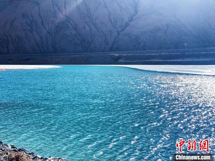 長江源頭河流、湖泊、濕地實(shí)現(xiàn)常態(tài)化巡查巡護(hù)