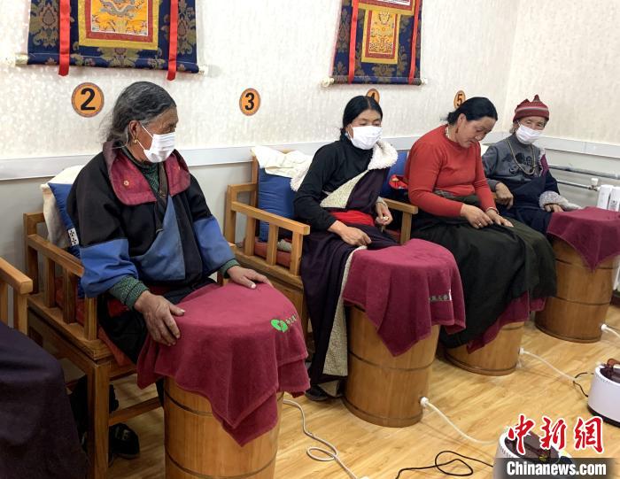 青海藏鄉(xiāng)醫(yī)改見聞：公共衛(wèi)生分片區(qū)，濱?！巴庠眰鲙蛶?/></a></div>
                        <div   id=