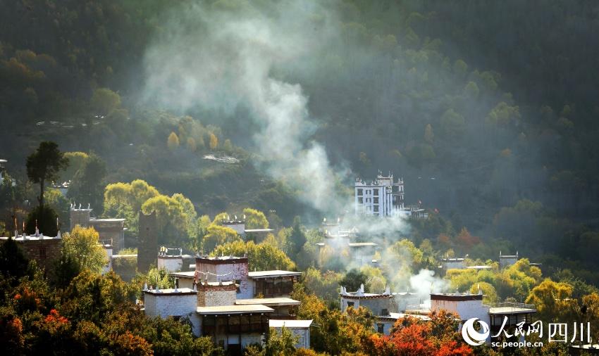 丹巴美景。李永安攝