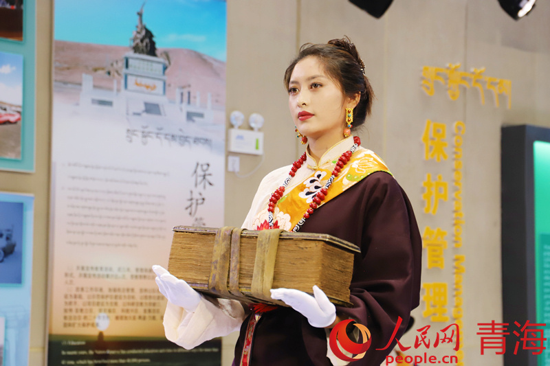 藏品展示。人民網(wǎng) 楊啟紅攝