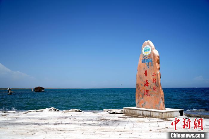 圖為青海湖景區(qū)一角。　孫睿 攝