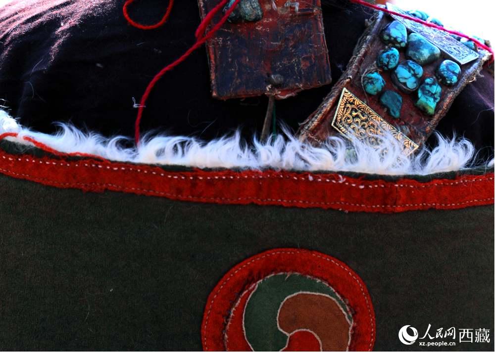 “飛天服飾”細(xì)節(jié)展示。 人民網(wǎng) 李海霞攝